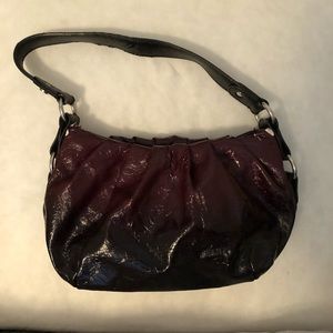 Simply Vera leather ombré red to black purse